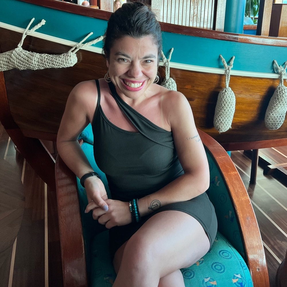 Meet your Posher, Jeanine